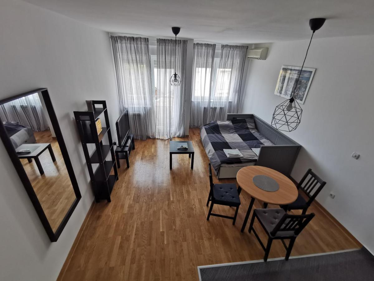 Charlie Aviv Park Daire Belgrad Dış mekan fotoğraf